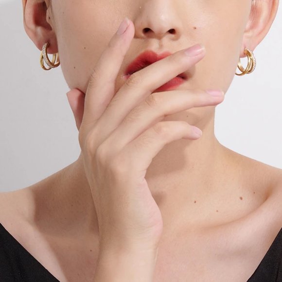 New 18K Gold Plated Princess Cut Diamond Double Layer Round Hoop Earrings - Picture 5 of 5